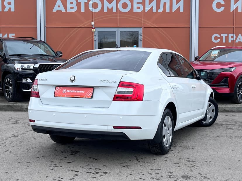 Skoda Octavia с пробегом, 2019 год, Волгоград, 1.6 бензин, Автомат - вид 5
