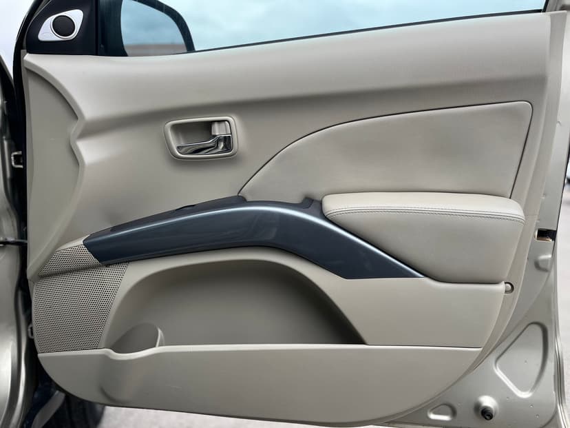 Mitsubishi Outlander с пробегом, 2008 год, Волгоград, 2.4 бензин, Вариатор - вид 24