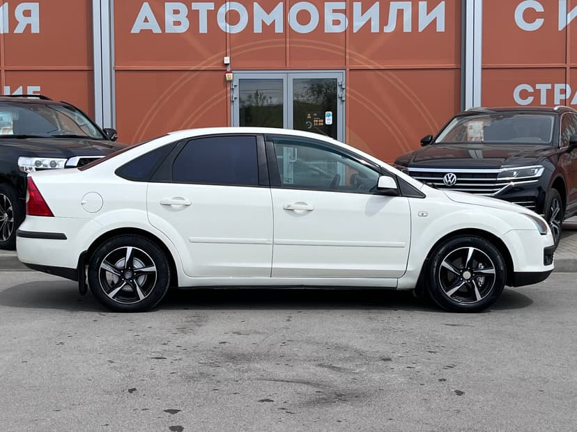 Ford Focus с пробегом, 2006 год, Волгоград, 1.8 бензин, Механика - вид 4
