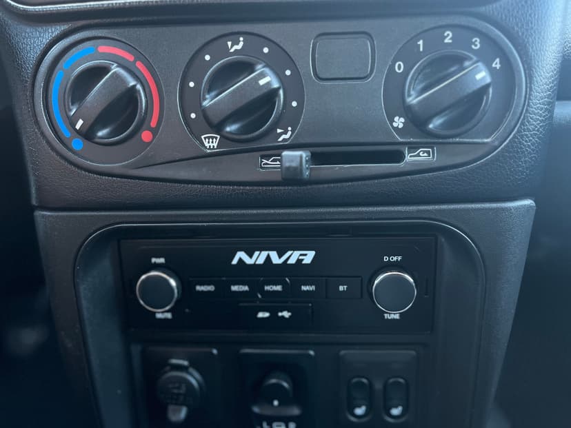 Chevrolet Niva с пробегом, 2020 год, Волгоград, 1.7 бензин, Механика - вид 17