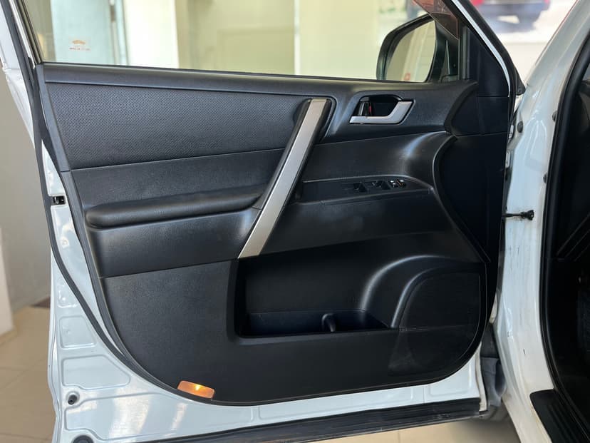 Toyota Highlander с пробегом, 2013 год, Волгоград, 3.5 бензин, Автомат - вид 25