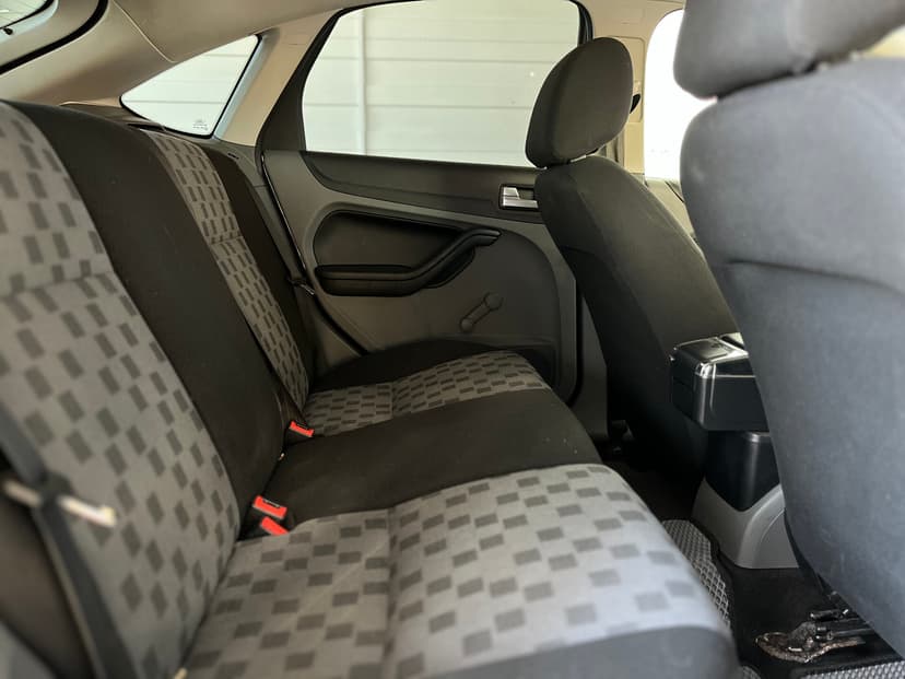 Ford Focus с пробегом, 2008 год, Волгоград, 1.6 бензин, Механика - вид 18