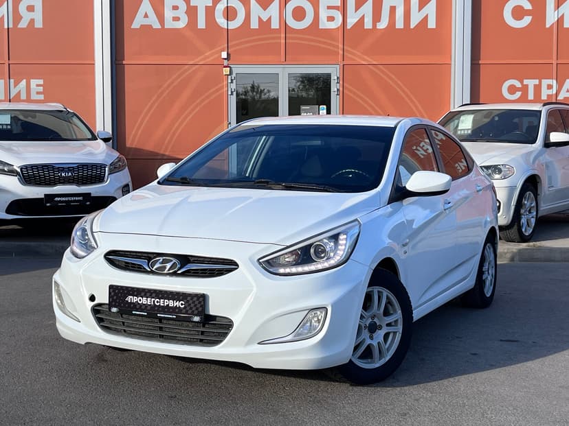 Hyundai Solaris с пробегом, 2014 год, Волгоград, 1.6 бензин, Механика