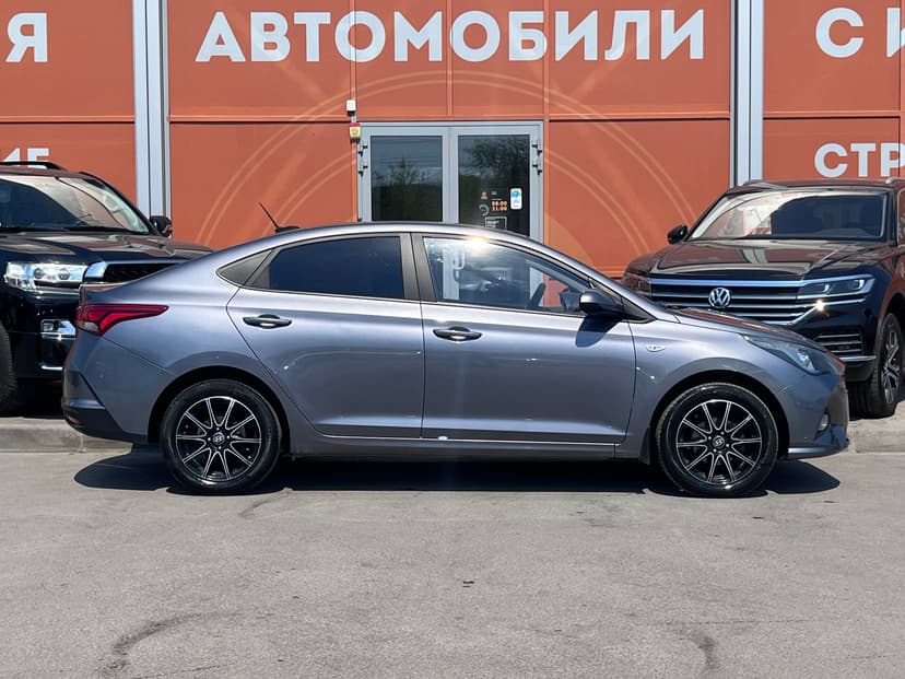 Hyundai Solaris с пробегом, 2020 год, Волгоград, 1.6 бензин, Автомат - вид 4