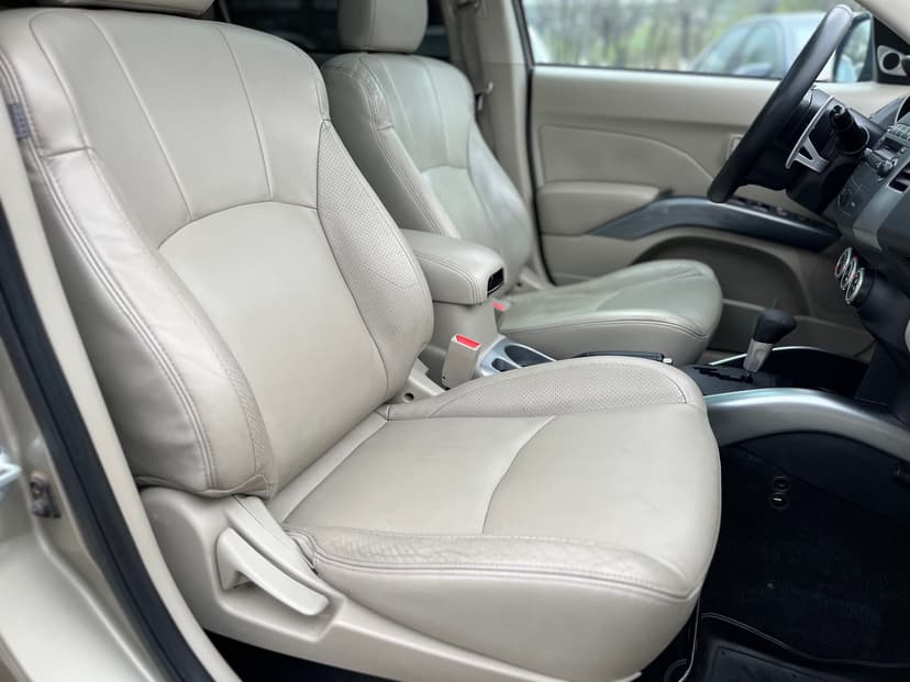 Mitsubishi Outlander с пробегом, 2008 год, Волгоград, 2.4 бензин, Вариатор - вид 22