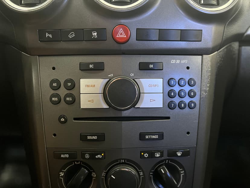 Opel Antara с пробегом, 2007 год, Волгоград, 2.4 бензин, Автомат - вид 16