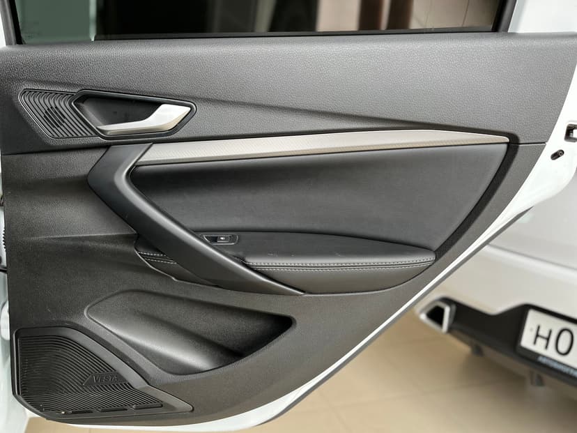 ВАЗ (LADA) Vesta с пробегом, 2024 год, Волгоград, 1.8 бензин, Вариатор - вид 23