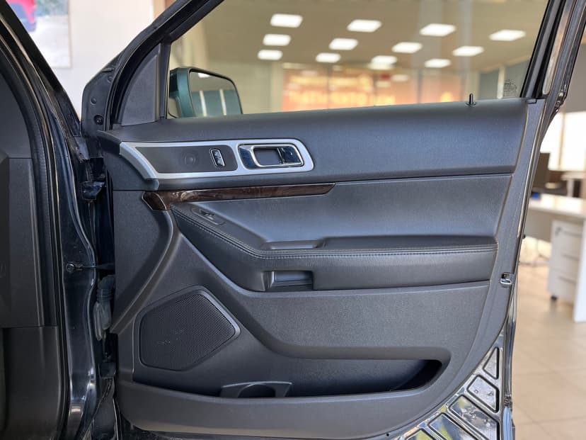 Ford Explorer с пробегом, 2013 год, Волгоград, 3.5 бензин, Автомат - вид 27