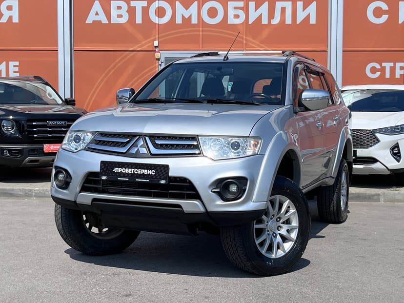 Mitsubishi Pajero Sport с пробегом, 2014 год, Волгоград