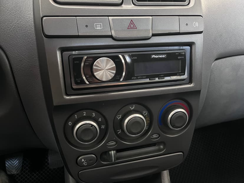 Hyundai Accent с пробегом, 2004 год, Волгоград, 1.5 бензин, Механика - вид 12