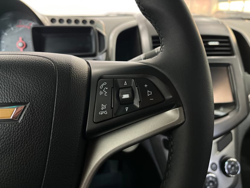Chevrolet Aveo с пробегом, 2015 год, Волгоград, 1.6 бензин, Автомат - вид 13