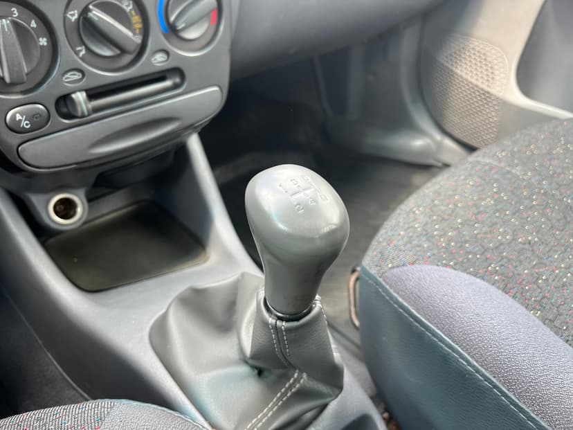 Hyundai Accent с пробегом, 2002 год, Волгоград, 1.5 бензин, Механика - вид 10