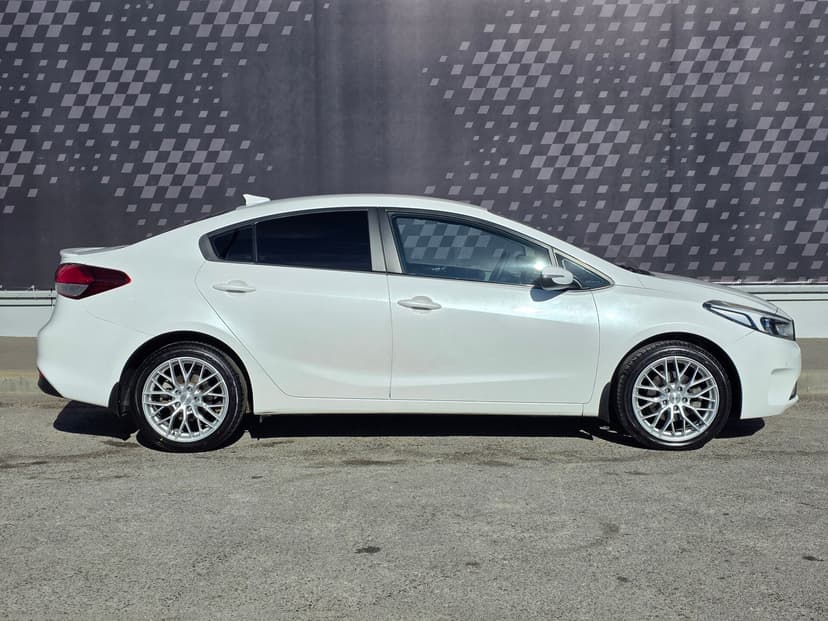 KIA Cerato с пробегом, 2017 год, Волгоград, 2.0 бензин, Автомат - вид 6