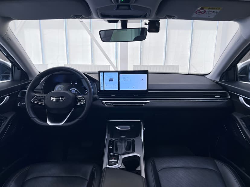 Geely Emgrand с пробегом, 2024 год, Волгоград, 1.5 бензин, Автомат - вид 5