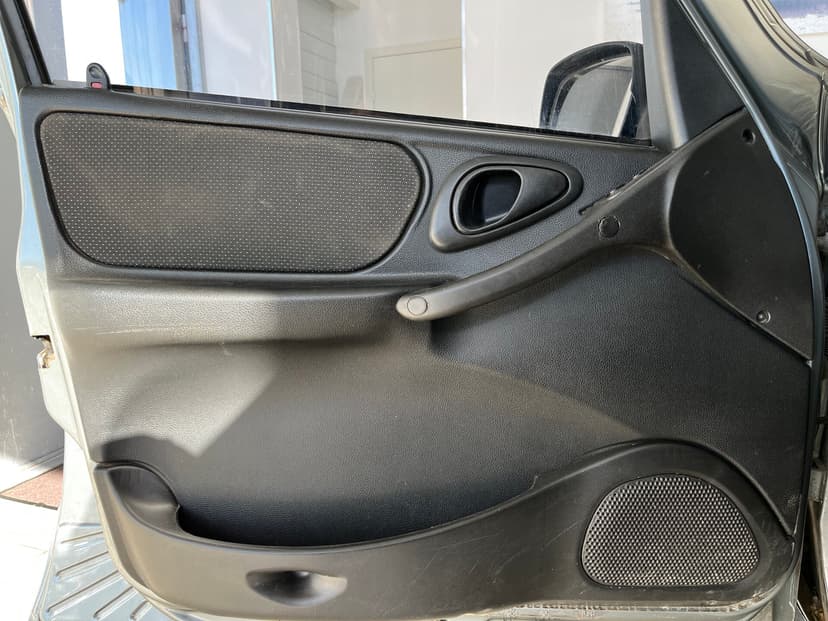 Chevrolet Niva с пробегом, 2012 год, Волгоград, 1.7 бензин, Механика - вид 15