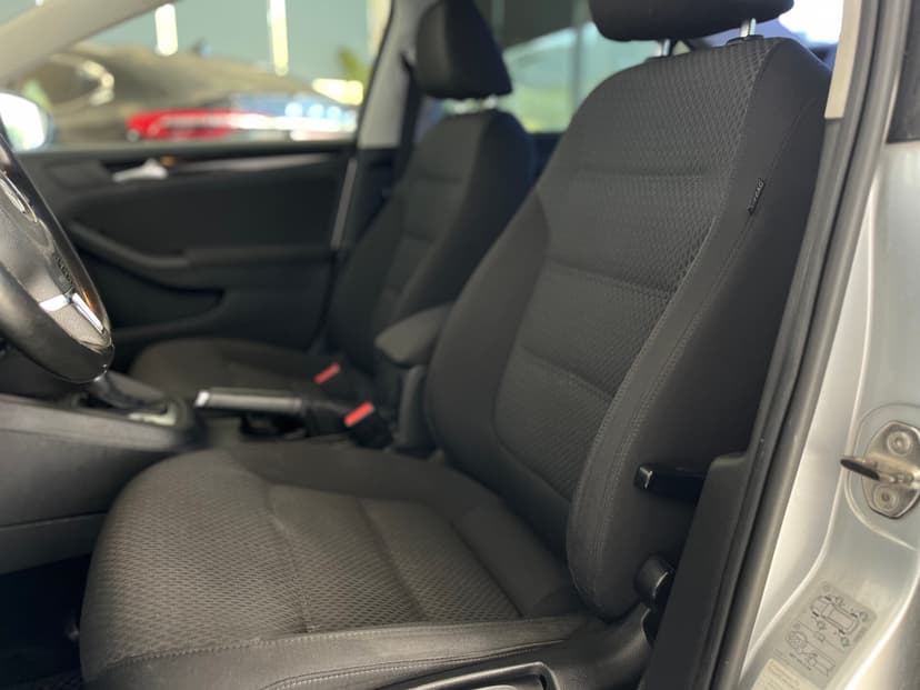 Volkswagen Jetta с пробегом, 2012 год, Волгоград, 1.6 бензин, Автомат - вид 19