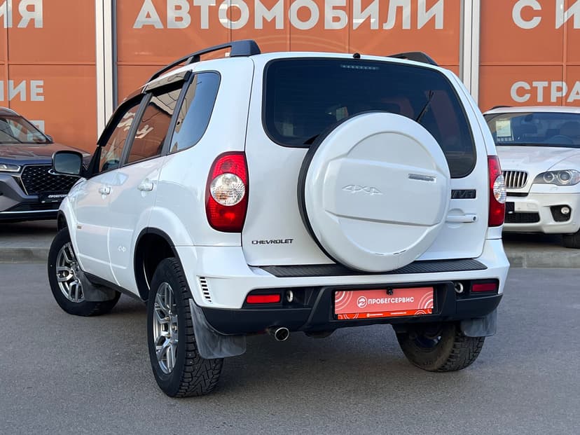 Chevrolet Niva с пробегом, 2017 год, Волгоград, 1.7 бензин, Механика - вид 7