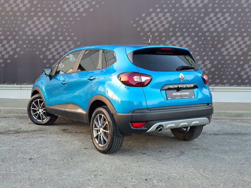 Renault Kaptur с пробегом, 2017 год, Волгоград, 1.6 бензин, Вариатор - вид 4