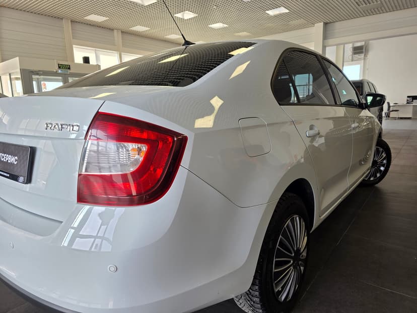 Skoda Rapid с пробегом, 2019 год, Волгоград, 1.6 бензин, Автомат - вид 9