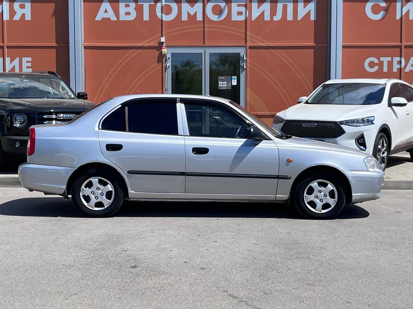Hyundai Accent с пробегом, 2004 год, Волгоград, 1.5 бензин, Механика - вид 4