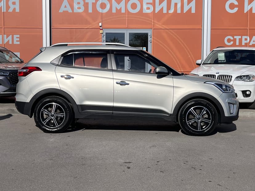 Hyundai Creta с пробегом, 2018 год, Волгоград, 2.0 бензин, Автомат - вид 4