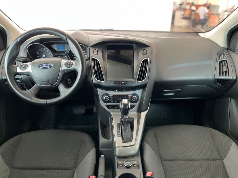 Ford Focus с пробегом, 2012 год, Волгоград, 1.6 бензин, Робот - вид 9