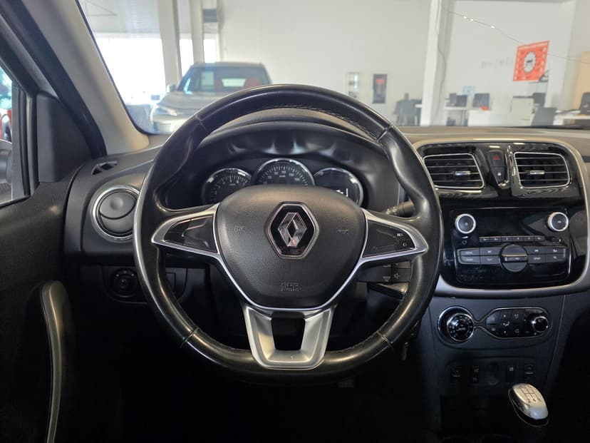 Renault Logan с пробегом, 2020 год, Волгоград, 1.6 бензин, Механика - вид 12
