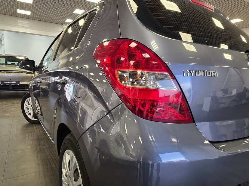 Hyundai i20 с пробегом, 2010 год, Волгоград, 1.4 бензин, Автомат - вид 9