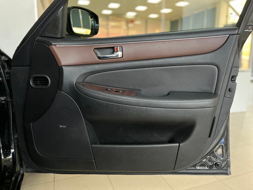 Hyundai Genesis с пробегом, 2010 год, Волгоград, 3.8 бензин, Автомат - вид 32