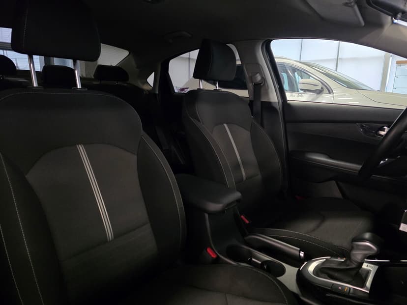 KIA Cerato с пробегом, 2021 год, Волгоград, 2.0 бензин, Автомат - вид 18