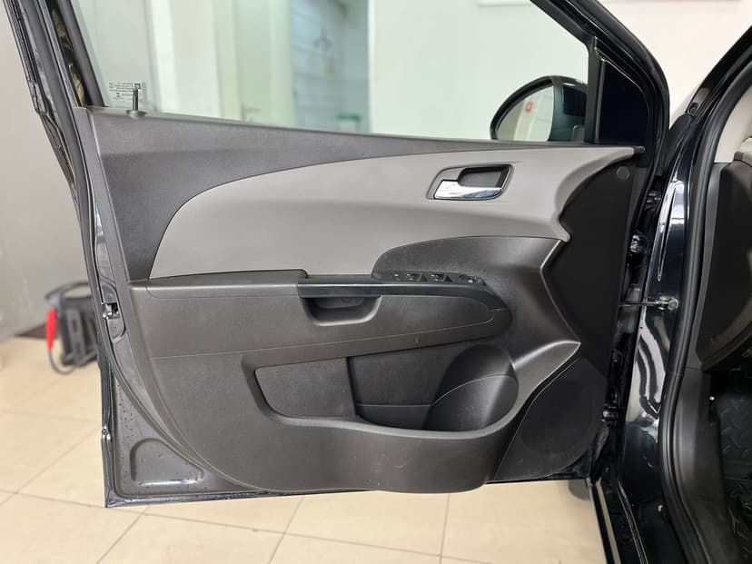 Chevrolet Aveo с пробегом, 2015 год, Волгоград, 1.6 бензин, Автомат - вид 22