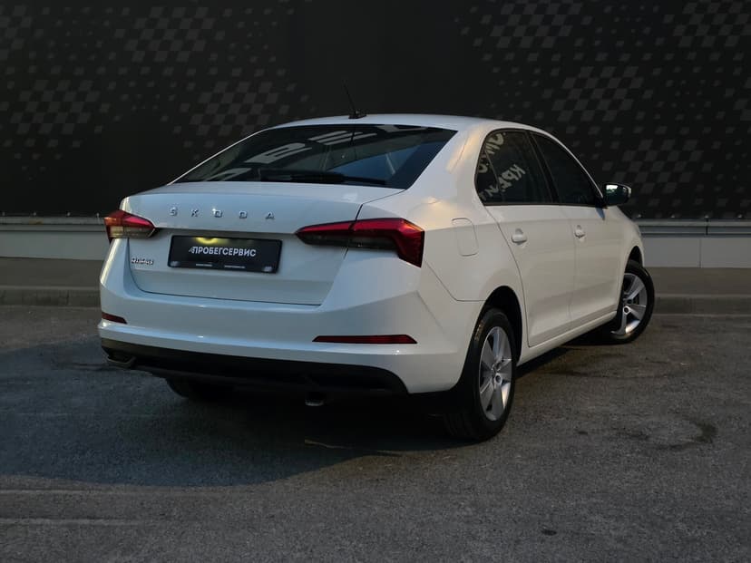 Skoda Rapid с пробегом, 2022 год, Волгоград, 1.4 бензин, Робот - вид 3