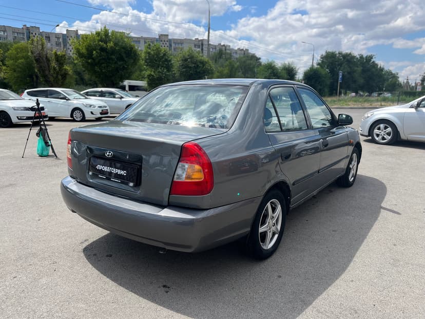 Hyundai Accent с пробегом, 2002 год, Волгоград, 1.5 бензин, Механика - вид 3