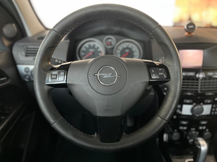 Opel Astra с пробегом, 2012 год, Волгоград, 1.8 бензин, Автомат - вид 10
