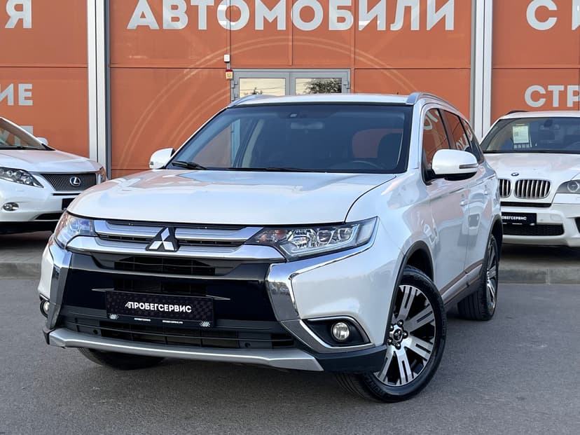 Mitsubishi Outlander с пробегом, 2016 год, Волгоград, 2.0 бензин, Вариатор