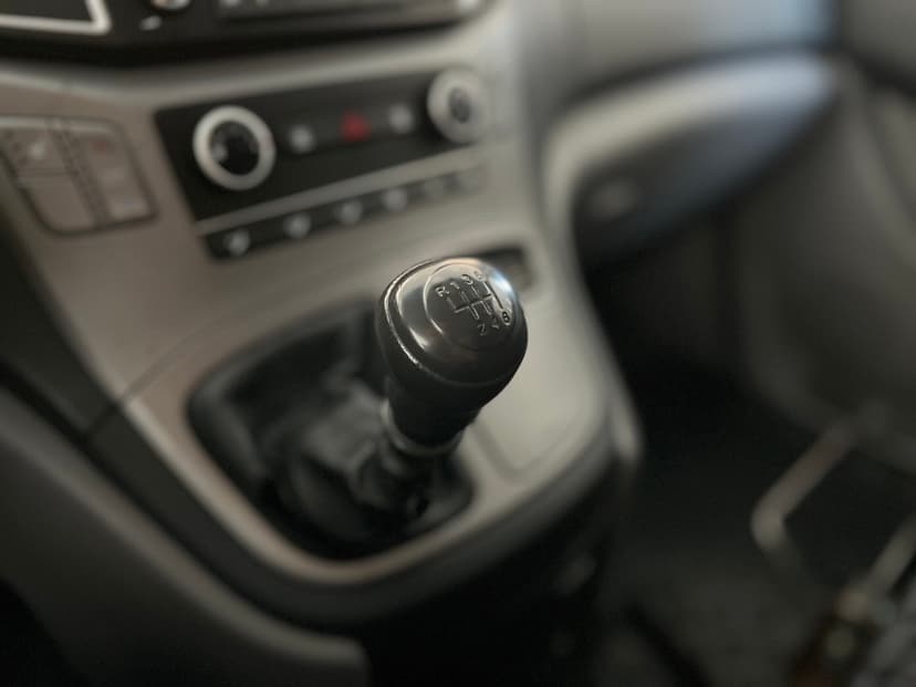 Hyundai H-1 с пробегом, 2016 год, Волгоград, 2.5 дизель, Механика - вид 18