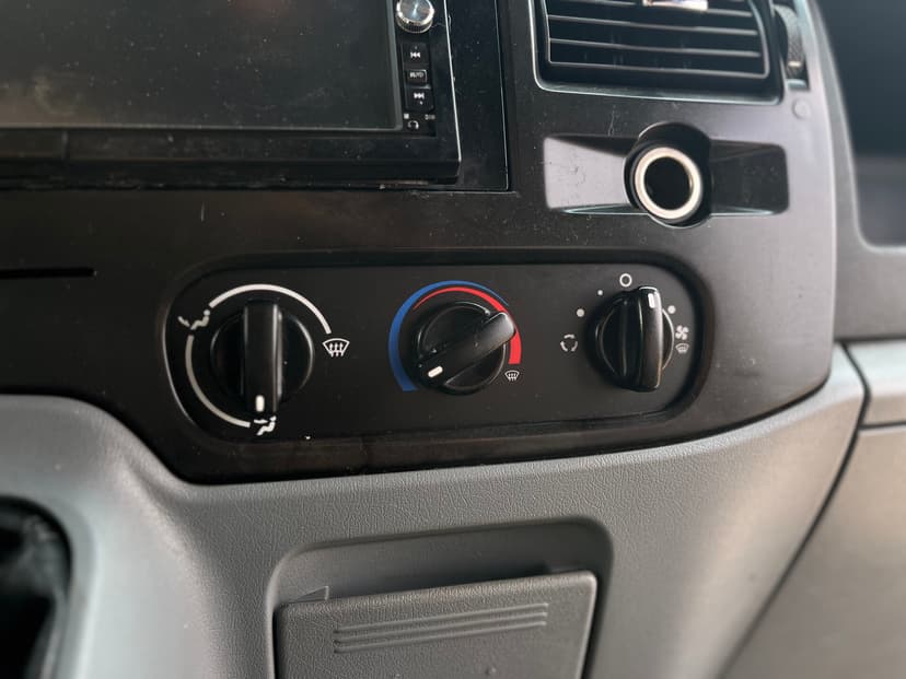 Ford Transit с пробегом, 2013 год, Волгоград, 2.2 дизель, Механика - вид 10
