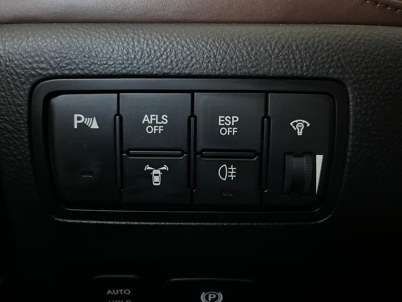 Hyundai Genesis с пробегом, 2010 год, Волгоград, 3.8 бензин, Автомат - вид 21
