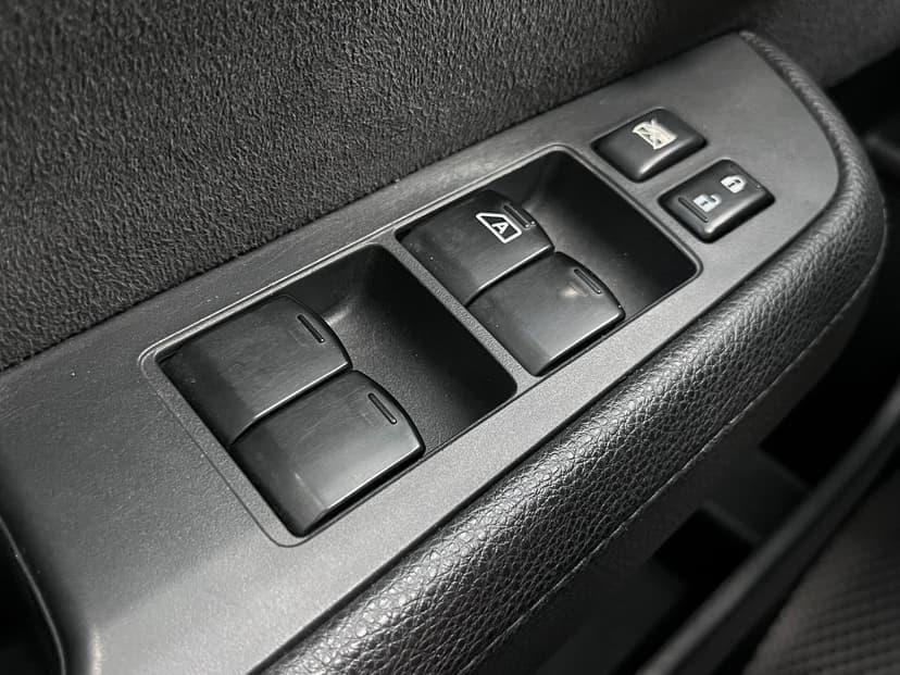 Nissan Tiida с пробегом, 2010 год, Волгоград, 1.6 бензин, Механика - вид 17