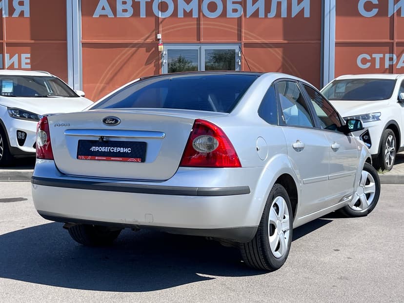Ford Focus с пробегом, 2006 год, Волгоград, 1.6 бензин, Автомат - вид 5