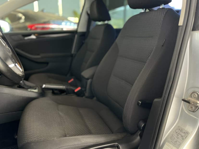 Volkswagen Jetta с пробегом, 2012 год, Волгоград, 1.6 бензин, Автомат - вид 19
