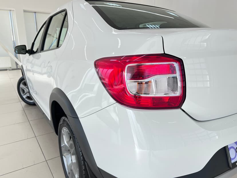 Renault Logan Stepway с пробегом, 2021 год, Волгоград, 1.6 бензин, Механика - вид 10