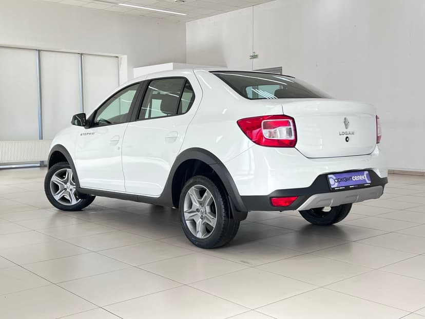 Renault Logan Stepway с пробегом, 2021 год, Волгоград, 1.6 бензин, Механика - вид 3