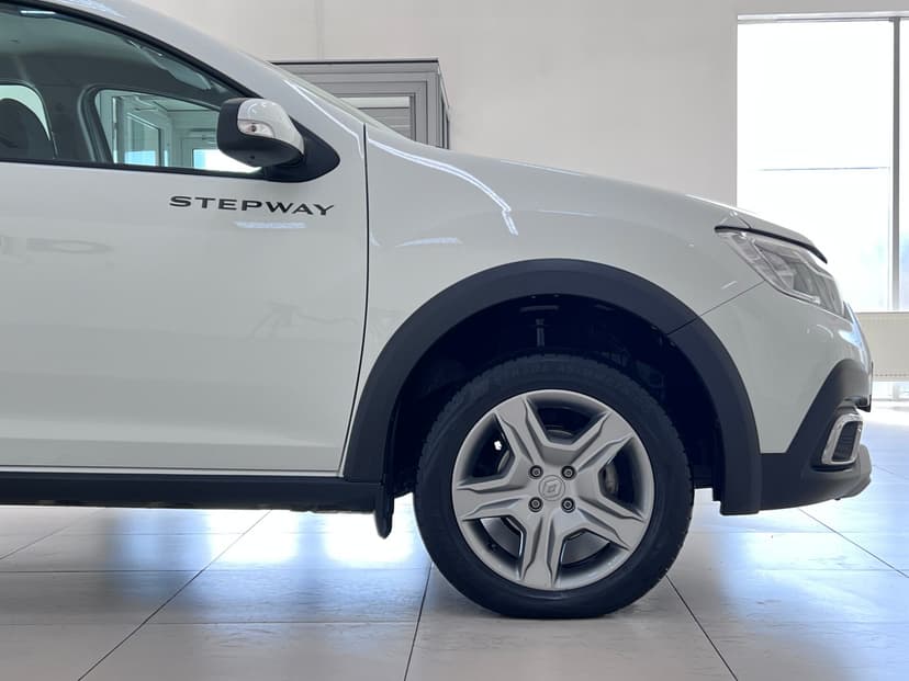 Renault Logan Stepway с пробегом, 2021 год, Волгоград, 1.6 бензин, Механика - вид 9