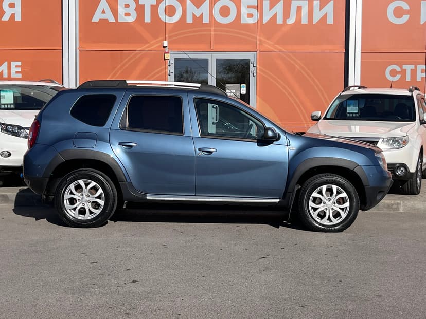 Renault Duster с пробегом, 2014 год, Волгоград, 2.0 бензин, Механика - вид 4