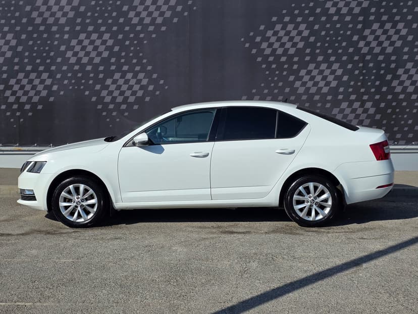 Skoda Octavia с пробегом, 2017 год, Волгоград, 1.6 бензин, Автомат - вид 7
