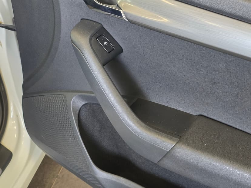 Skoda Octavia с пробегом, 2017 год, Волгоград, 1.6 бензин, Автомат - вид 22