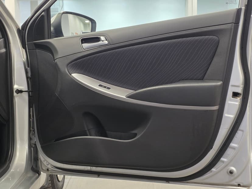 Hyundai Solaris с пробегом, 2015 год, Волгоград, 1.4 бензин, Механика - вид 20