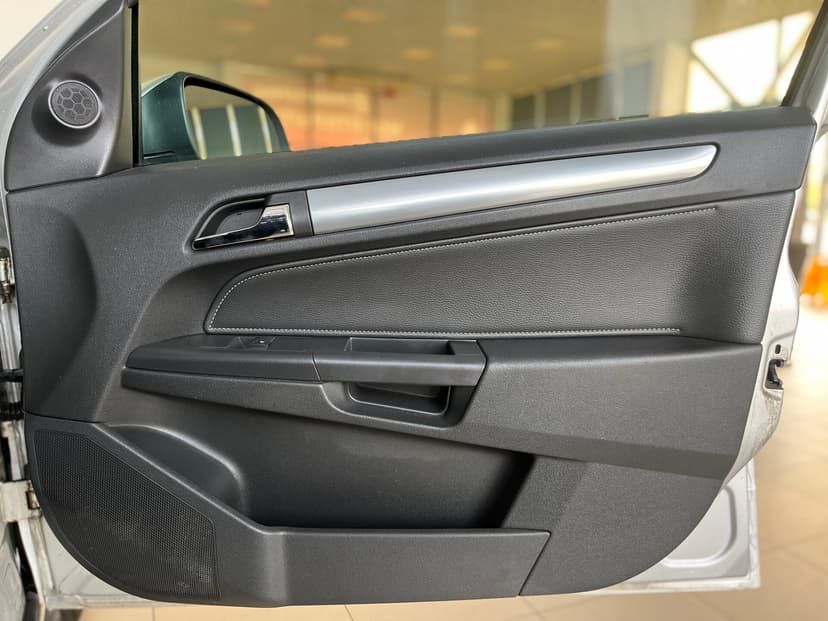 Opel Astra с пробегом, 2012 год, Волгоград, 1.8 бензин, Автомат - вид 21