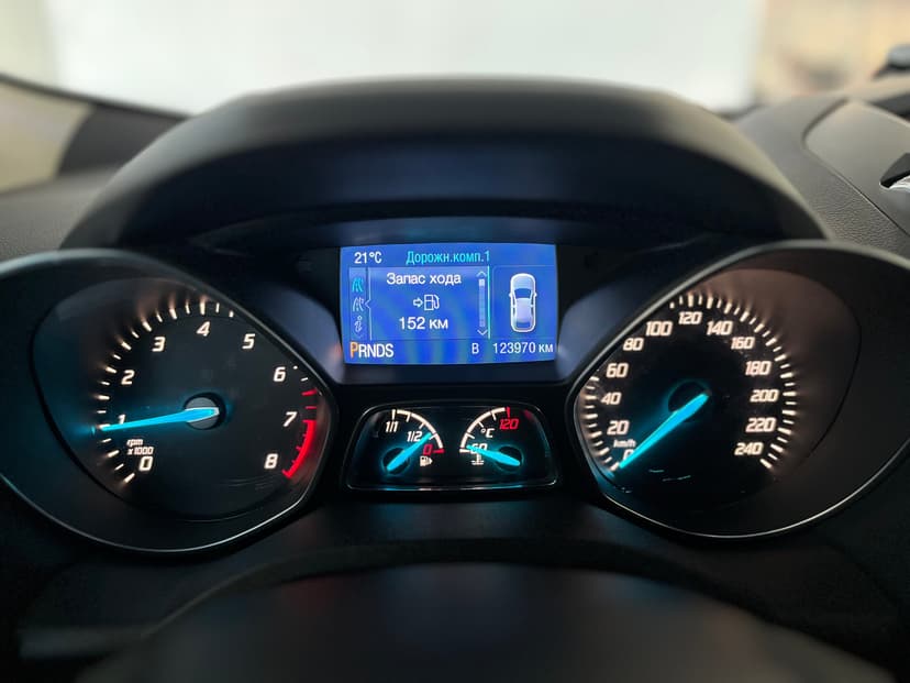 Ford Kuga с пробегом, 2014 год, Волгоград, 1.6 бензин, Автомат - вид 15